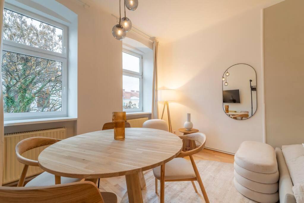 Premium Nahe Uno-city Und Vic Levestate Apartment Wien