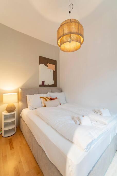 Premium Nahe Uno-city Und Vic Levestate Apartment